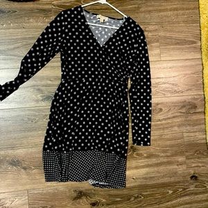 Black brand new no tags long sleeve medium Michael Kors dress